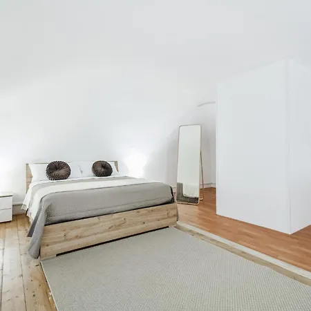 Lapillo トッレ・デル・グレコ